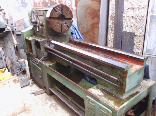 ขายแท่นกลึงไต้หวัน (ไม่มีป้อมมีด แท่นยันศูนย์)ตามสภาพ ราคา 25,000 บาท