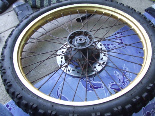 ขายล้อขอบ 21 takasago 1.60 พร้อมยาง ขายล้อขอบ 21 takasago 1.60 พร้อมยาง