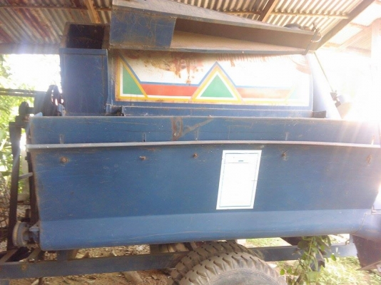 ขายเครื่องนวดข้าว6ฟุตจัมโบ้เกษตรพัฒนารุ่นไม่มีพศซื้อปี53ราคา200000บาทใช้งานสึ่ปีปีละ1เดือนเฉพาะนาปีขาย90000บาท