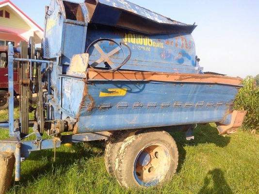 ขายเครื่องนวดข้าว7ฟุตเกษตรพัฒนาแปดริ้วใช้รถไถปั่นขายพร้อมช่วงล่าง6ล้อขอบ20ยางสี่เส้น39000 ขายเครื่องนวดข้าว7ฟุตเกษตรพัฒนาแปดริ้วใช้รถไถปั่นขายพร้อมช่วงล่าง6ล้อขอบ20ยางสี่เส้น39000