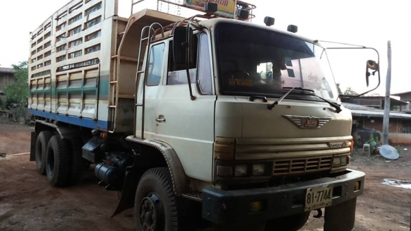 **1,000,000 บ.ต่อรอง**ขาย10ล้อ2เพลาดั้ม HINO SUMO FM227LD EM100-220HP ปี32 เครื่องเดิม 220แรง แน่นๆ แรงดี เสียงนิ่ม เกียร์EKเข้าง่ายไม่หลุด ไม่หอน ช่วงล่างเดิมๆ สโลวเดิม คัสซีสวยเดิม ใหญ่ๆ ไม่ปะไม่ดาม ไม่มีบวม กระบะดั้มเหล็กคอกเกษตรสูง พนัส 6.0ม.สภาพดี พื **1,000,000 บ.ต่อรอง**ขาย10ล้อ2เพลาดั้ม HINO SUMO FM227LD EM100-220HP ปี32 เครื่องเดิม 220แรง แน่นๆ แรงดี เสียงนิ่ม เกียร์EKเข้าง่ายไม่หลุด ไม่หอน ช่วงล่างเดิมๆ สโลวเดิม คัสซีสวยเดิม ใหญ่ๆ ไม่ปะไม่ดาม ไม่มีบวม กระบะดั้มเหล็กคอกเกษตรสูง พนัส 6.0ม.สภาพดี พื