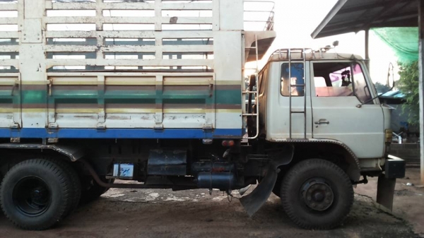 **1,000,000 บ.ต่อรอง**ขาย10ล้อ2เพลาดั้ม HINO SUMO FM227LD EM100-220HP ปี32 เครื่องเดิม 220แรง แน่นๆ แรงดี เสียงนิ่ม เกียร์EKเข้าง่ายไม่หลุด ไม่หอน ช่วงล่างเดิมๆ สโลวเดิม คัสซีสวยเดิม ใหญ่ๆ ไม่ปะไม่ดาม ไม่มีบวม กระบะดั้มเหล็กคอกเกษตรสูง พนัส 6.0ม.สภาพดี พื **1,000,000 บ.ต่อรอง**ขาย10ล้อ2เพลาดั้ม HINO SUMO FM227LD EM100-220HP ปี32 เครื่องเดิม 220แรง แน่นๆ แรงดี เสียงนิ่ม เกียร์EKเข้าง่ายไม่หลุด ไม่หอน ช่วงล่างเดิมๆ สโลวเดิม คัสซีสวยเดิม ใหญ่ๆ ไม่ปะไม่ดาม ไม่มีบวม กระบะดั้มเหล็กคอกเกษตรสูง พนัส 6.0ม.สภาพดี พื