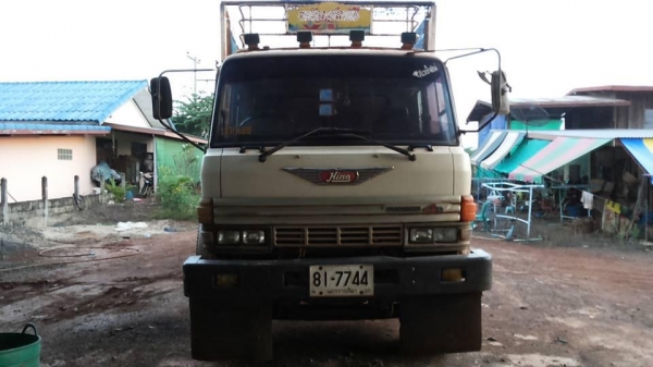 **1,000,000 บ.ต่อรอง**ขาย10ล้อ2เพลาดั้ม HINO SUMO FM227LD EM100-220HP ปี32 เครื่องเดิม 220แรง แน่นๆ แรงดี เสียงนิ่ม เกียร์EKเข้าง่ายไม่หลุด ไม่หอน ช่วงล่างเดิมๆ สโลวเดิม คัสซีสวยเดิม ใหญ่ๆ ไม่ปะไม่ดาม ไม่มีบวม กระบะดั้มเหล็กคอกเกษตรสูง พนัส 6.0ม.สภาพดี พื **1,000,000 บ.ต่อรอง**ขาย10ล้อ2เพลาดั้ม HINO SUMO FM227LD EM100-220HP ปี32 เครื่องเดิม 220แรง แน่นๆ แรงดี เสียงนิ่ม เกียร์EKเข้าง่ายไม่หลุด ไม่หอน ช่วงล่างเดิมๆ สโลวเดิม คัสซีสวยเดิม ใหญ่ๆ ไม่ปะไม่ดาม ไม่มีบวม กระบะดั้มเหล็กคอกเกษตรสูง พนัส 6.0ม.สภาพดี พื