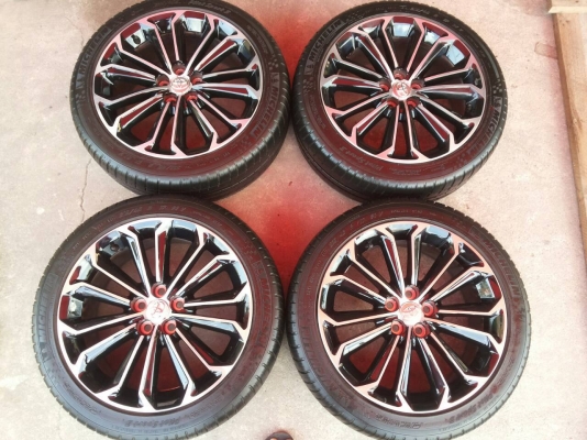 ล้อเดิม Altis Esport ขอ17 ล้อเปล่านะครับ ยางขายแล้ว