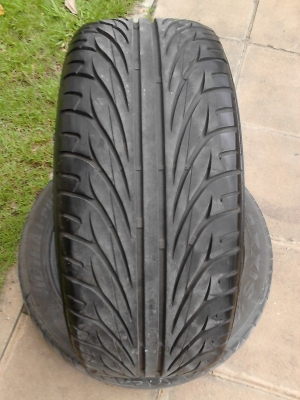 225/40R18 KAISER KENDA  RADIAL มี 1 เส้น ปี2013   TEL.081-427-3941