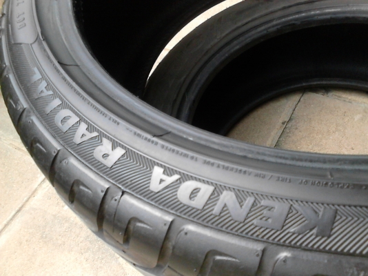 225/40R18 KAISER KENDA  RADIAL มี 1 เส้น ปี2013   TEL.081-427-3941