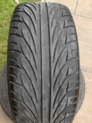 225/40R18 KAISER KENDA  RADIAL มี 1 เส้น ปี2013   TEL.081-427-3941
