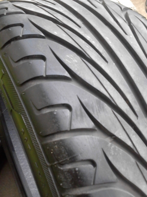 225/40R18 KAISER KENDA  RADIAL มี 1 เส้น ปี2013   TEL.081-427-3941