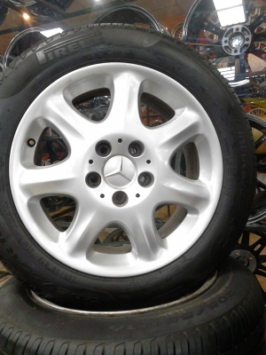 แม๊ก BENZ พร้อมยาง 205/55R16 PIRELLI  ปี2013  71/2X16  ชุด 4 ล้อ TEL.081-427-3941