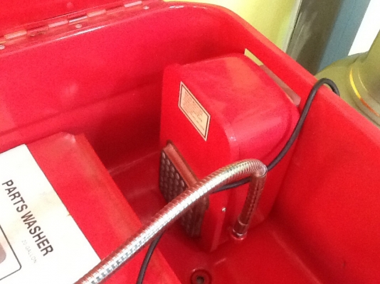 ซิ้งค์ล้างเครื่องมือชิ้นส่วนต่างๆ สภาพใหม่เก็บไม่เคยใช้เหมาะกับช่าง ซิ้งค์ล้างเครื่องมือชิ้นส่วนต่างๆ สภาพใหม่เก็บไม่เคยใช้เหมาะกับช่าง