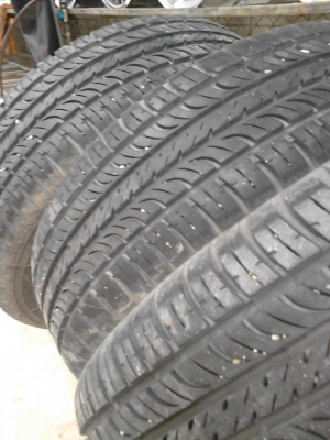 195/60R15 HANKOOK OPTIMO K715 ปี2012 ( 2512 ) สภาพใหม่ๆ ดอกยางหนา ขายยาง ชุด 4 เส้น  TEL.081-427-3941