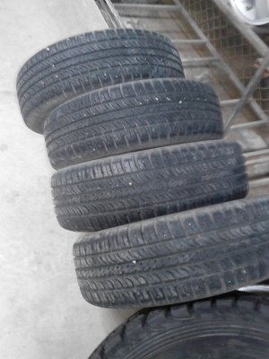 195/60R15 HANKOOK OPTIMO K715 ปี2012 ( 2512 ) สภาพใหม่ๆ ดอกยางหนา ขายยาง ชุด 4 เส้น  TEL.081-427-3941