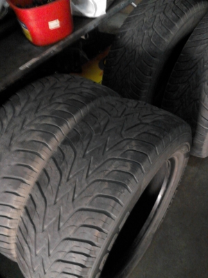 265/60R18 AURORA RADIAL RH08 ปี 2012 ชุด 4 เส้น TEL.081-427-3941 265/60R18 AURORA RADIAL RH08 ปี 2012 ชุด 4 เส้น TEL.081-427-3941