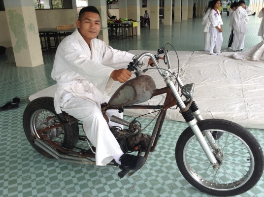 ขายหรือแลกมอไซค์ hondaเวฟ100 เครื่องติดวิ่งได้ ไม่มีทะเบียน