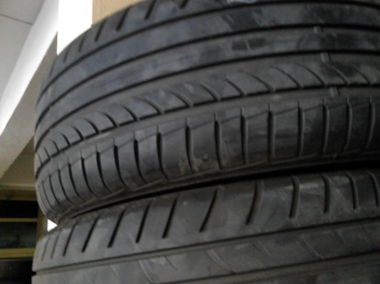 235/55R17 DUNLOP SPSPORT MAXX สวยๆดอกยางหนา ชุด 4 เส้น ปี2012 TEL.081-427-3941