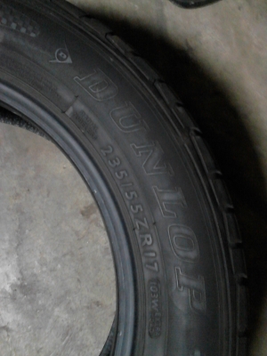 235/55R17 DUNLOP SPSPORT MAXX สวยๆดอกยางหนา ชุด 4 เส้น ปี2012 TEL.081-427-3941