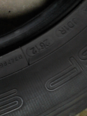 235/55R17 DUNLOP SPSPORT MAXX สวยๆดอกยางหนา ชุด 4 เส้น ปี2012 TEL.081-427-3941