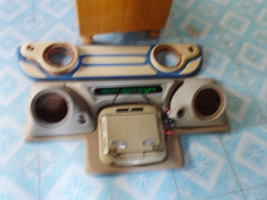 ขายแผงซาวด์พร้อมทีวีติดรถตู้ราคา 3500