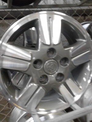 แม๊กเดิมๆ ขอบ 15 ขนาด 5 รู ของ วีโก้  ชุด 4 วง TEL.081-427-3941