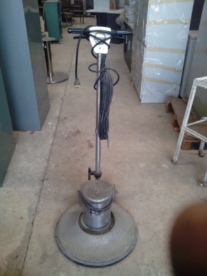 ขายเครื่องขัดพื้นไฟฟ้ามือสอง พร้อมใช้