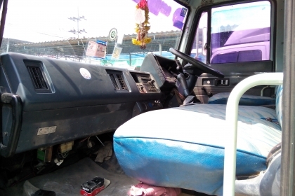 10 ล้อ 1 เพลา  *นางฟ้า*   ISUZU  Super  Rocky   FVM32MR  195 แรงม้า  *ยาว 6.20 ม.*  รถสวยเดิม * รถห้างแท้ * มีเล่มพร้อม *