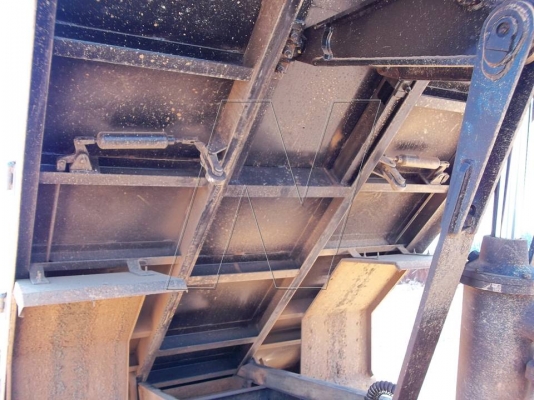 ขาย 6 ล้อ ฮีโน่ FC4J 140 แรง / กระบะดั๊มดินสวยๆ