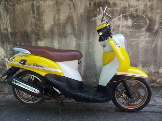 Fino ปี52 สีมงคล สวยวิ้ง แม็คใหม่