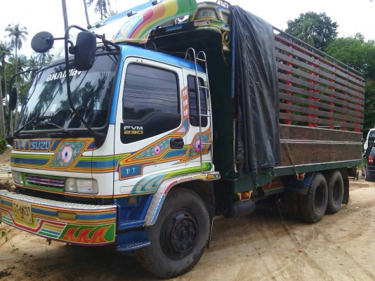 10ล้อเพลาเดียว175แรงFVM12MY วางหัวเก๋งเดก้า...รถสวยมาก  เล่มพร้อม คัสซีสวย เครื่องสวย...