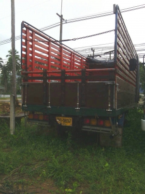 10ล้อเพลาเดียว175แรงFVM12MY วางหัวเก๋งเดก้า...รถสวยมาก  เล่มพร้อม คัสซีสวย เครื่องสวย...