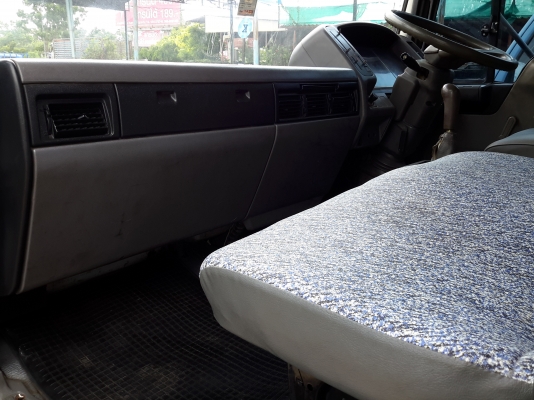 6 ล้อกลาง  HINO  *สมอเงิน*  FC4J  140 แรงม้า  *ยาว 5.50 ม.*  รถสวยเดิม+สวยจริง_สภาพพร้อมใช้งาน * รถห้างแท้  * มีเล่มพร้อม *