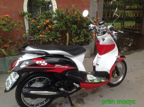 ขายyamaha fino สีดำเเดงขาว ปี2013