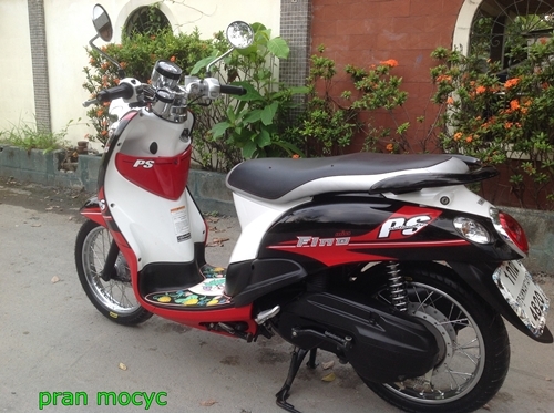 ขายyamaha fino สีดำเเดงขาว ปี2013