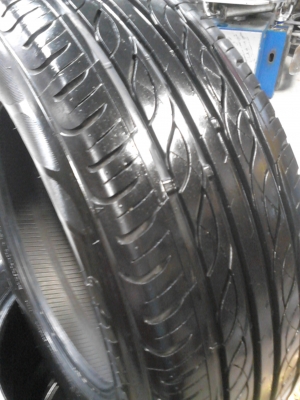 215/60R16 Firestone TZ700 ชุด 4 เส้น สวยๆ สภาพใหม่ๆน่าใช้ ดอกยางหนาเสมอ ปี2012 ( 4412 ) ชุด 4 เส้น  TEL.081-427-3941