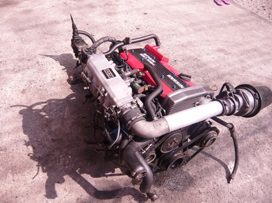 ขายเครื่องยนต์เบนซินขับหลัง Nissan Ca18 เกียร์ธรรมาดา