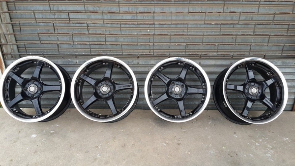 ขอบ 15 4รู100 ครบชุด 4วง