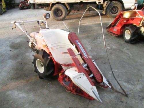 รถเกี่ยวข้าวเดินตาม!!!!     YANMAR     YB302  รหัสสินค้า : 14001684   หรือเพิ่มเติมไดที่ www.nihonmono.com