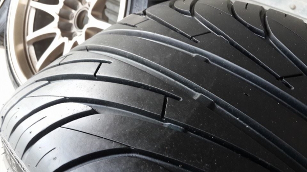 CE28 ขอบ 18 5รู114 หน้า 9.5 หลัง 10.5 พร้อมยางดอกเต็มๆปี1213 CE28 ขอบ 18 5รู114 หน้า 9.5 หลัง 10.5 พร้อมยางดอกเต็มๆปี1213