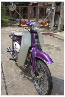 Honda C70 สภาพสวย มีทะเบียน เล่มส้มเก่าของกรมตำรวจ (ราคา 13,000บาท)