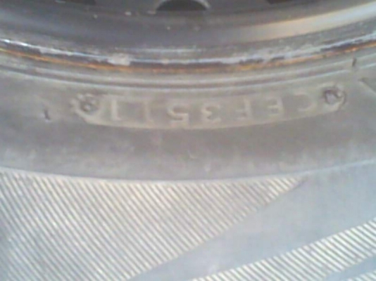 ขายล้อพร้อมยาง 185 60 15 ชุด 2000 บาท