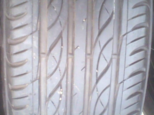 ขายล้อพร้อมยาง 185 60 15 ชุด 2000 บาท