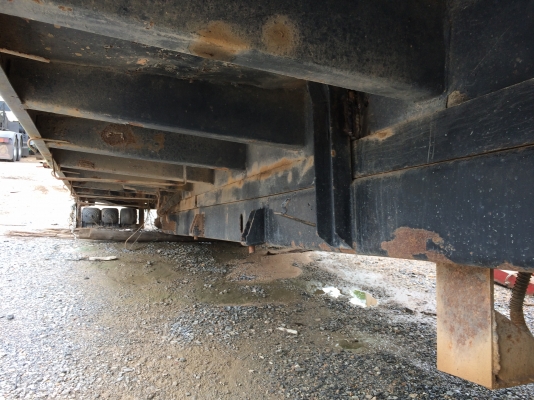 กระบะดั้มSMMของสามมิตรยาว5.5ม. มีครบชุดเพิ่งยกลง คัสซีกว้างประมาณ85ซม.