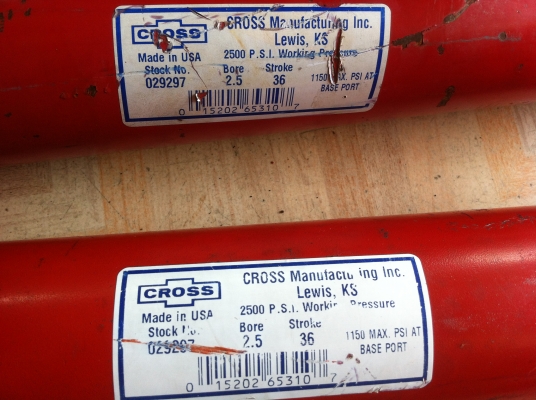 กระบอกไฮโดลิค พร้อมปั๊ม ไฟ 220 v แกนเพลา 32 มิล ความยาวกระบอกที่ยังไม่ได้ใช้งาน เมตรยี่สิบ ของ USA