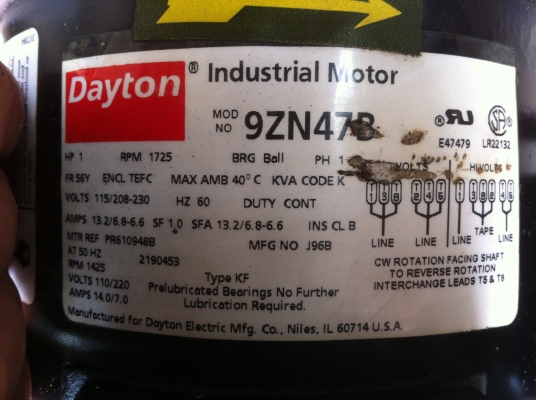 กระบอกไฮโดลิค พร้อมปั๊ม ไฟ 220 v แกนเพลา 32 มิล ความยาวกระบอกที่ยังไม่ได้ใช้งาน เมตรยี่สิบ ของ USA