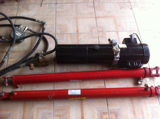 กระบอกไฮโดลิค พร้อมปั๊ม ไฟ 220 v แกนเพลา 32 มิล ความยาวกระบอกที่ยังไม่ได้ใช้งาน เมตรยี่สิบ ของ USA