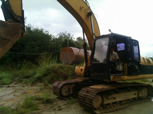 CAT320C ญี่ปุ่นแท้..14000ชม.ไฟครบ ช่วงล่างสวย เอวแน่น เครื่อง ปั้มแน่น..มีเอกสาร