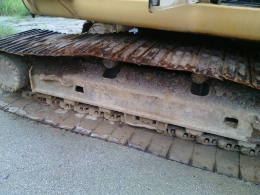 CAT320C ญี่ปุ่นแท้..14000ชม.ไฟครบ ช่วงล่างสวย เอวแน่น เครื่อง ปั้มแน่น..มีเอกสาร