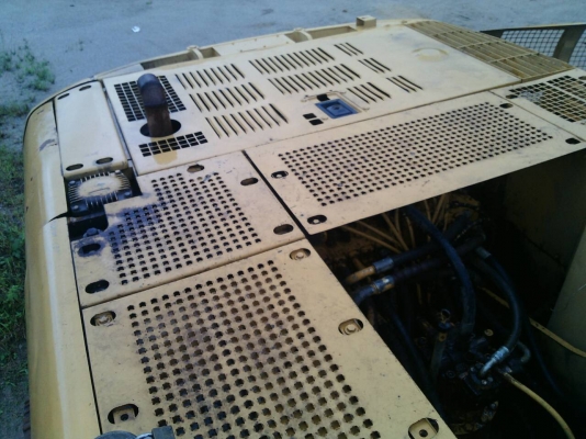 CAT320C ญี่ปุ่นแท้..14000ชม.ไฟครบ ช่วงล่างสวย เอวแน่น เครื่อง ปั้มแน่น..มีเอกสาร