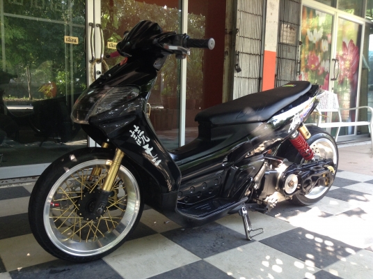 ใครที่สนใจจะซื้อและไม่คิดอะไรมากผมก็จะขายให้ครับ Yamaha Nuvoแต่งเทพๆ