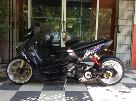 ใครที่สนใจจะซื้อและไม่คิดอะไรมากผมก็จะขายให้ครับ Yamaha Nuvoแต่งเทพๆ
