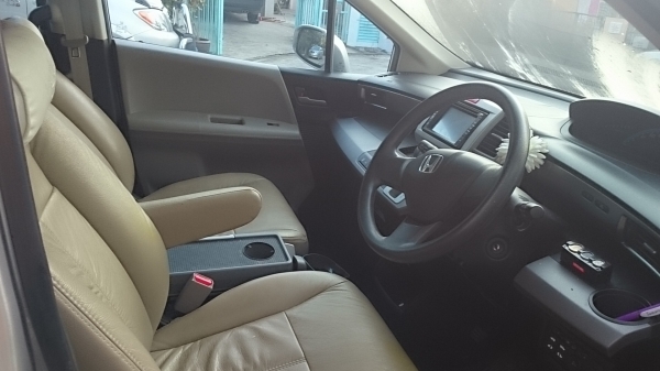 Honda Freed ปี 2010 รุ่นรองtop LPG มือเดียว บรอนซ์เงิน รถบ้านเจ้าของขายเอง Honda Freed ปี 2010 รุ่นรองtop LPG มือเดียว บรอนซ์เงิน รถบ้านเจ้าของขายเอง
